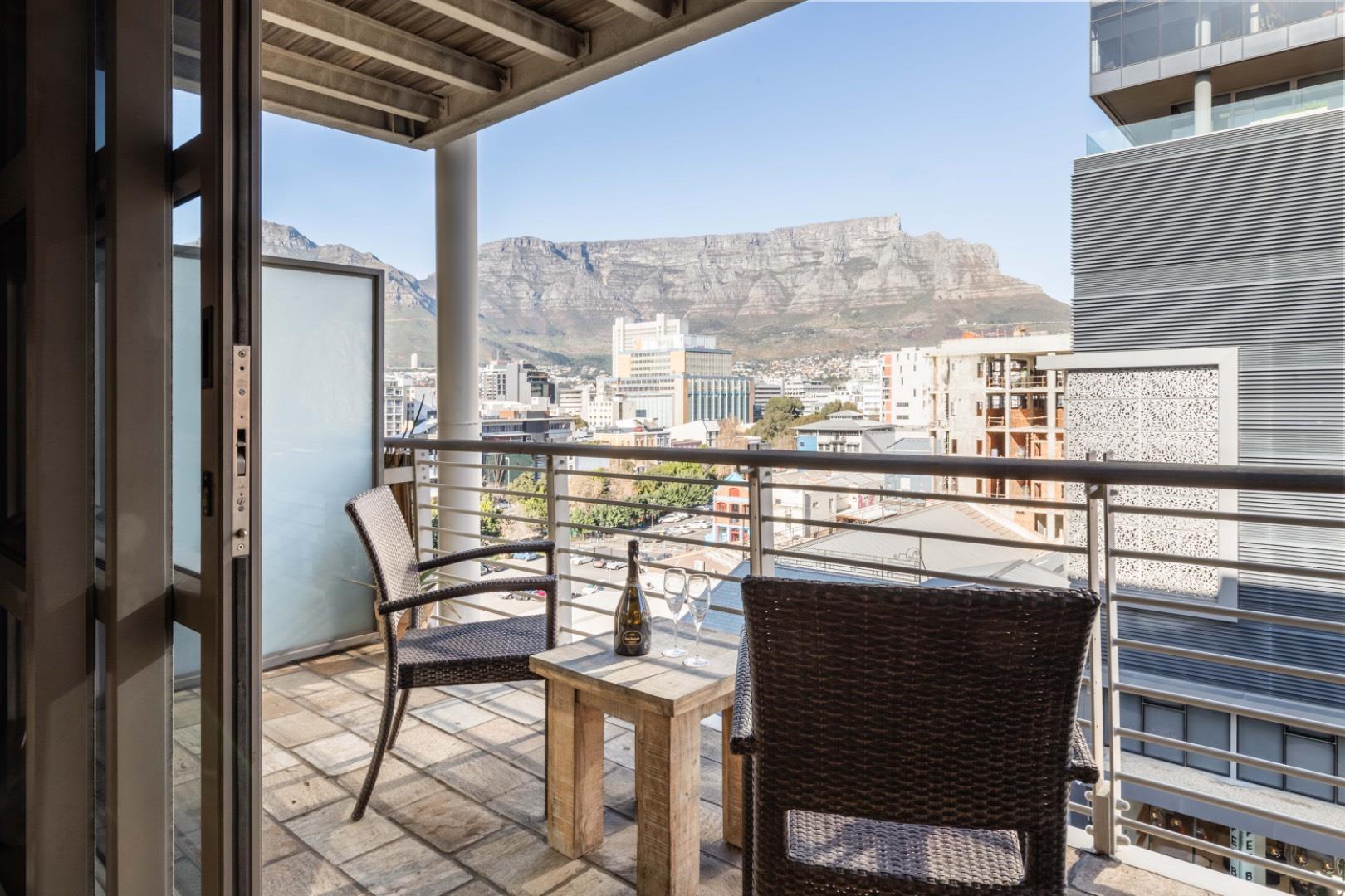 2 Bedroom Property for Sale in De Waterkant Western Cape